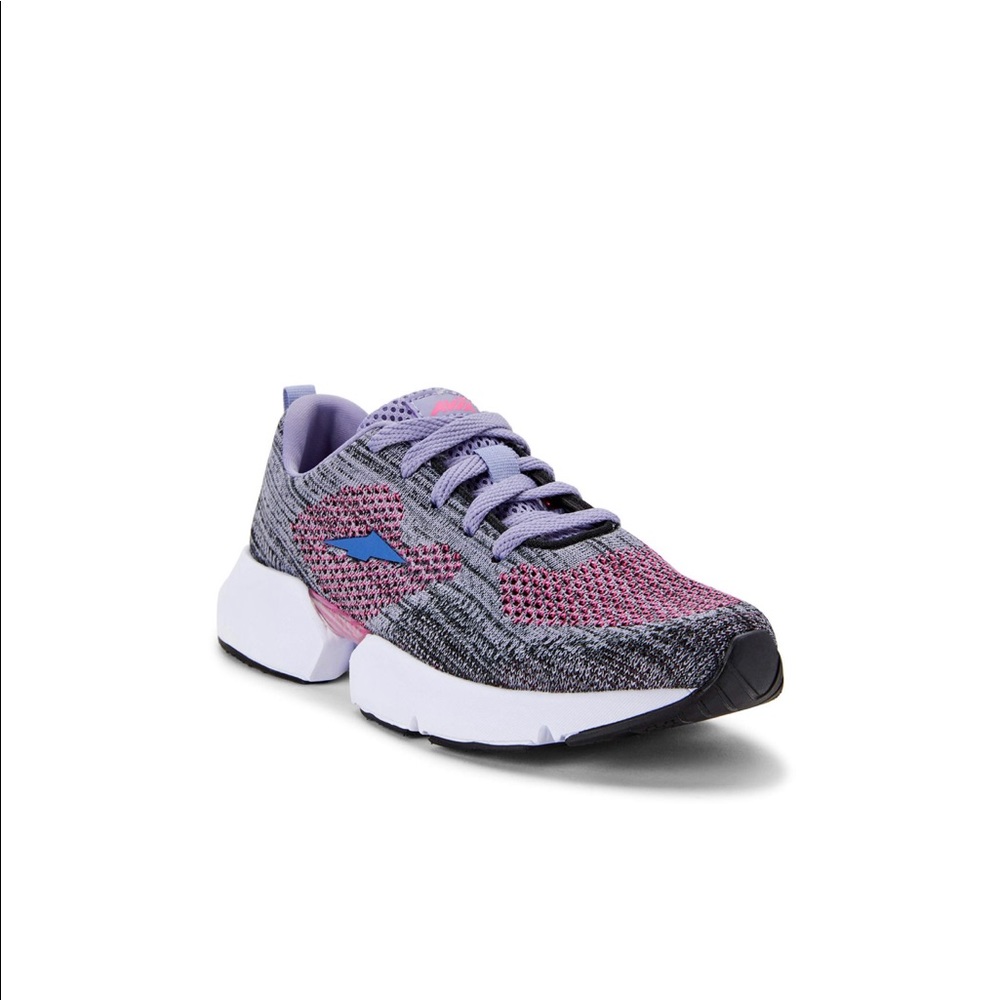 Avia Segmented Bottom Sneakers (Women's)